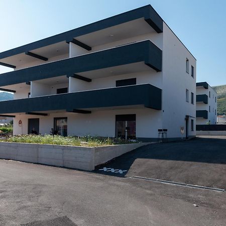 Kamarin Apartment Trogir Exterior foto
